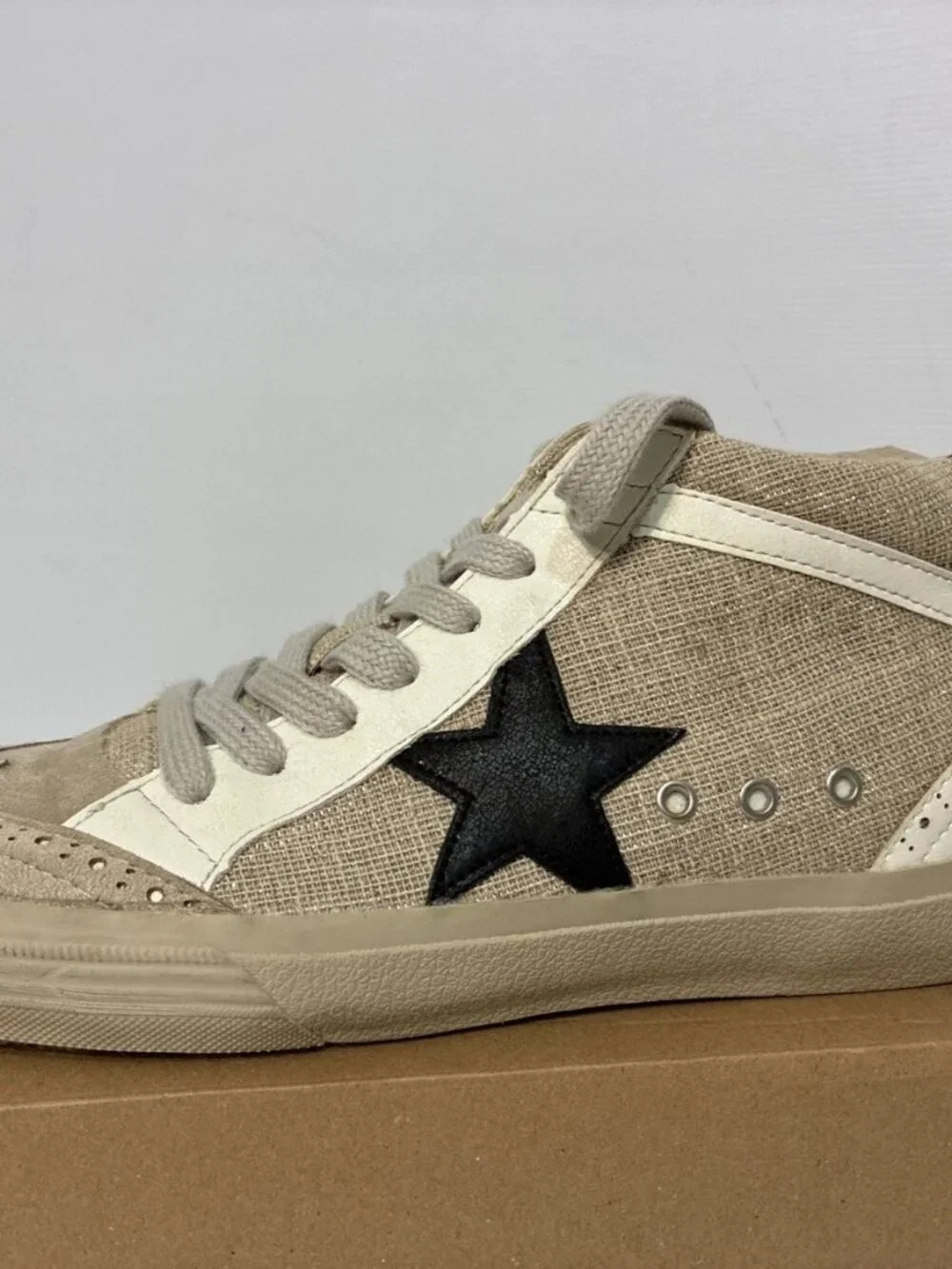 Shu Shop Paulina Beige Black Star Mid Top Sneakers Women’s Size 9